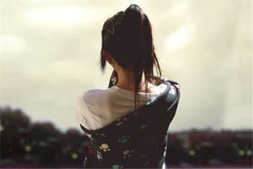 你教会了我如何去爱，却没有教我如何忘记！-2